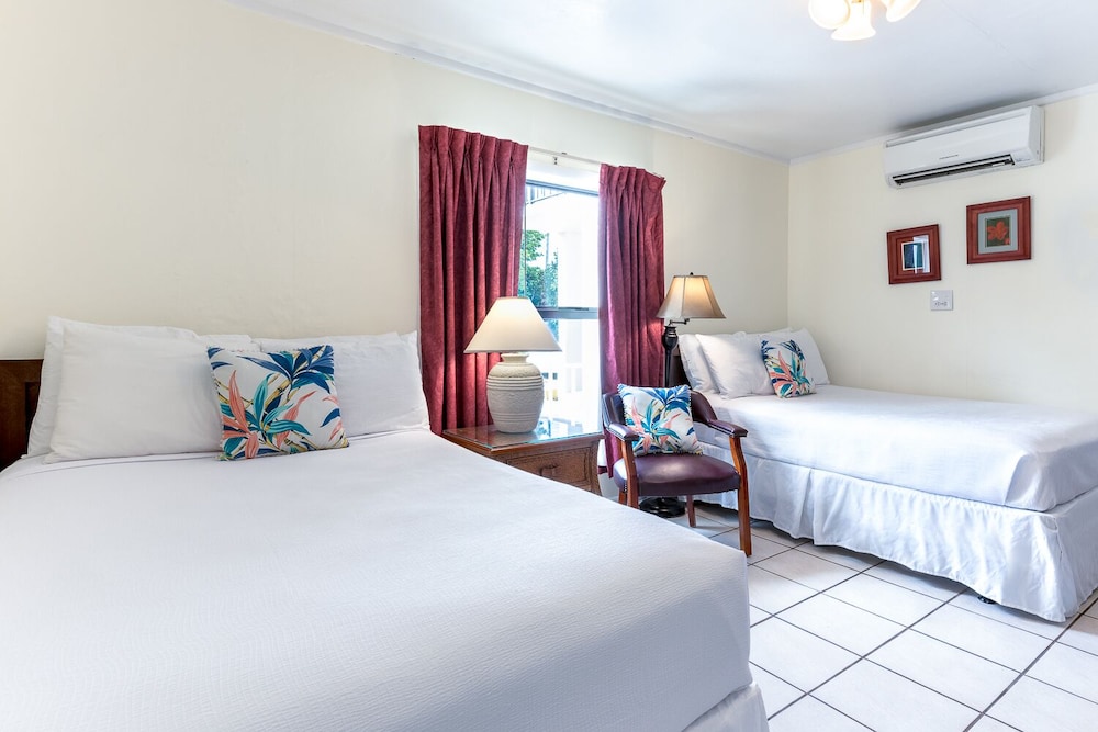 Rock Reef Resort 16/77