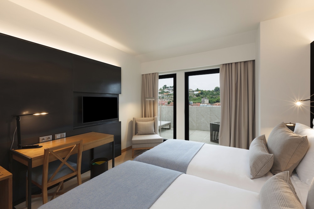 NEYA Porto Hotel 16/56