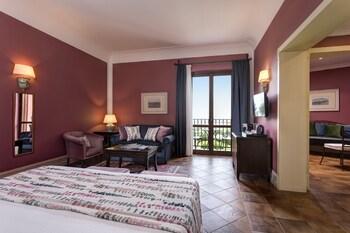 Junior Suite, Partial Sea View, 2 Bathrooms