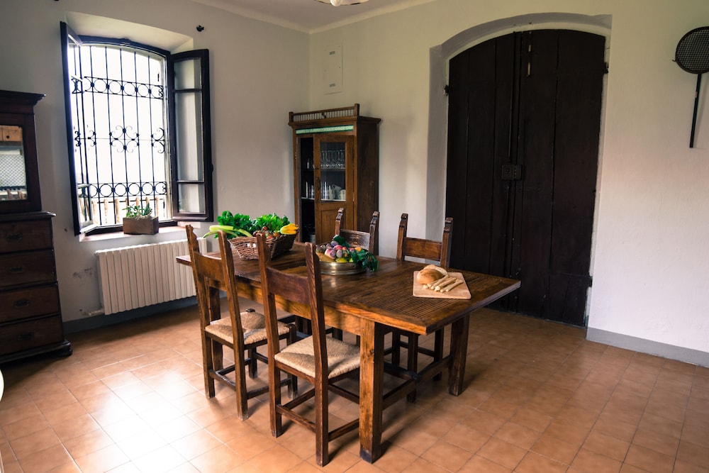 Antico Borgo Di Tabiano Castello 23/36