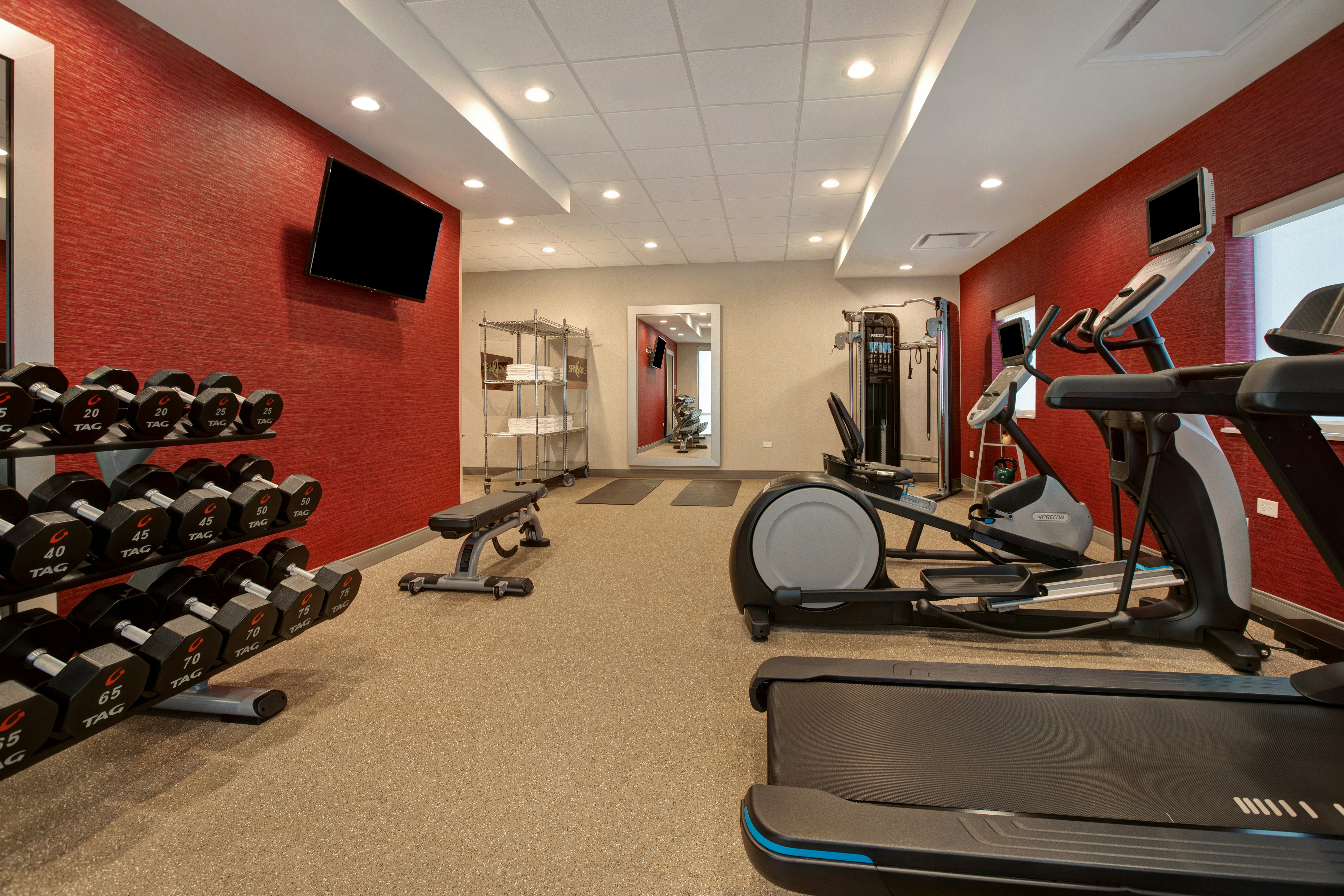 Home2 Suites By Hilton Loves Park Rockford 12/35