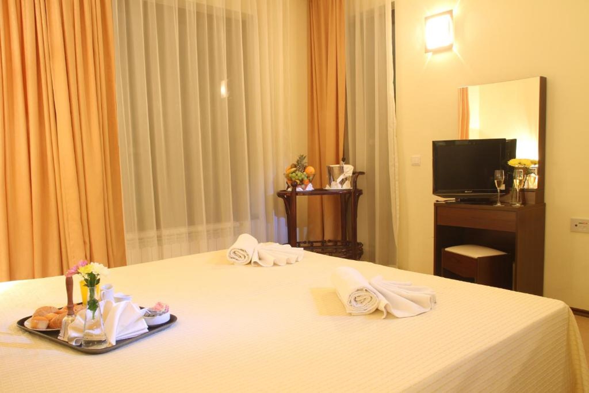 MURITE CLUB HOTEL(FORMERLY White Fir Valley Resort) 19/60