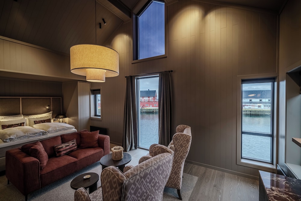 Henningsvaer Bryggehotell by Classic Norway Hotels 32/50