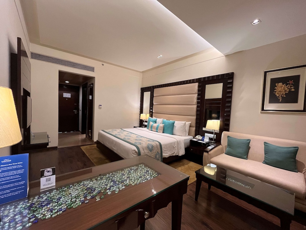 Deventure Sarovar Portico Kapashera 12/21