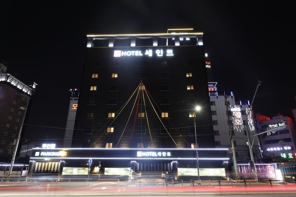 Suwon Saint Hotel 3/50