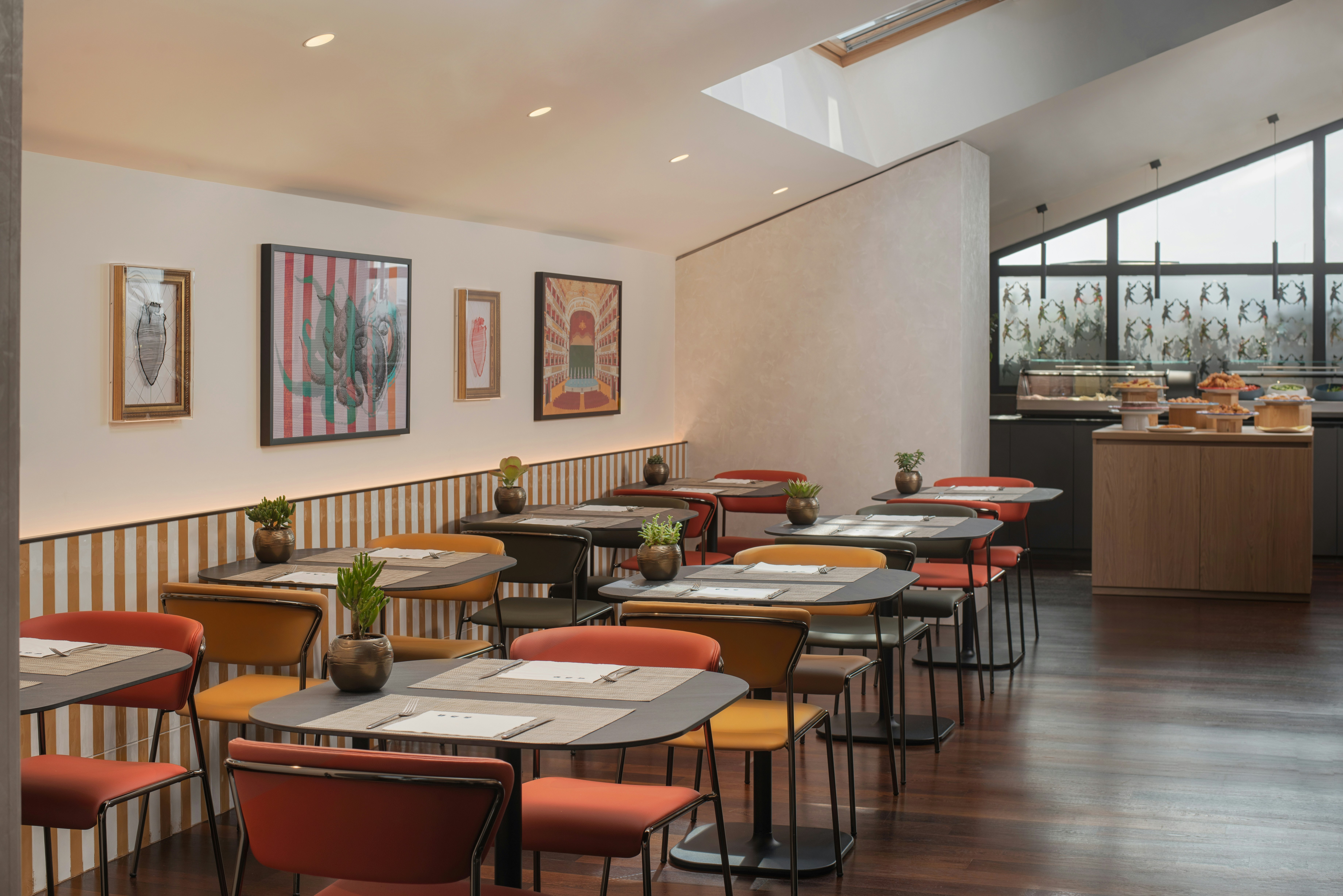 Unahotels Napoli 66/76