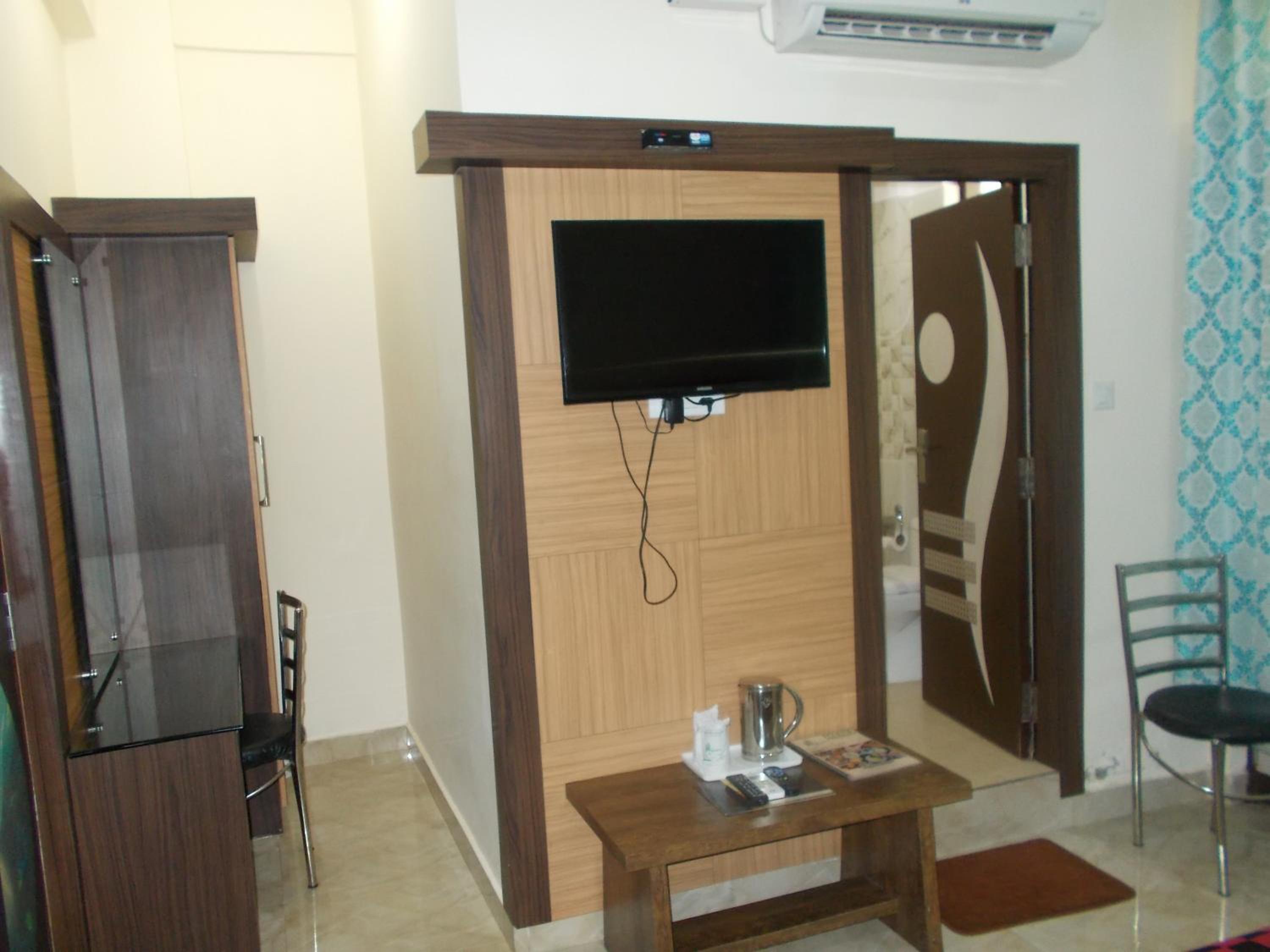 Oyo 10820 Hotel Nature's View 56/68