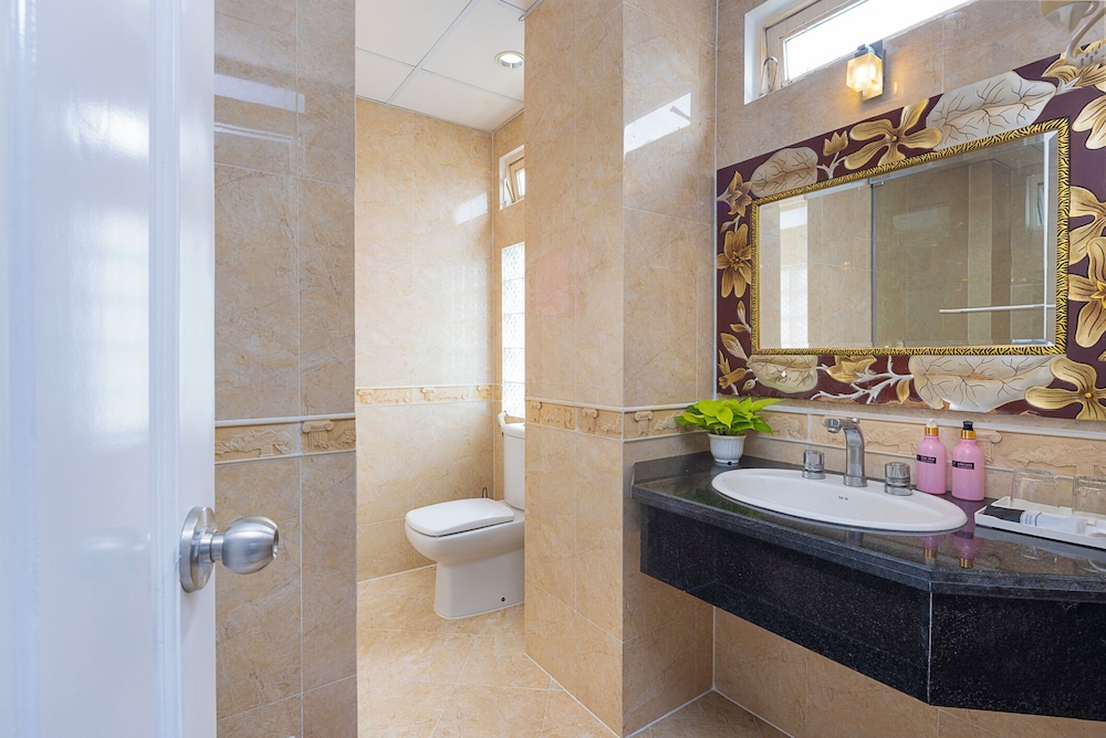 Hoang Thanh Thuy Hotel 2 47/50