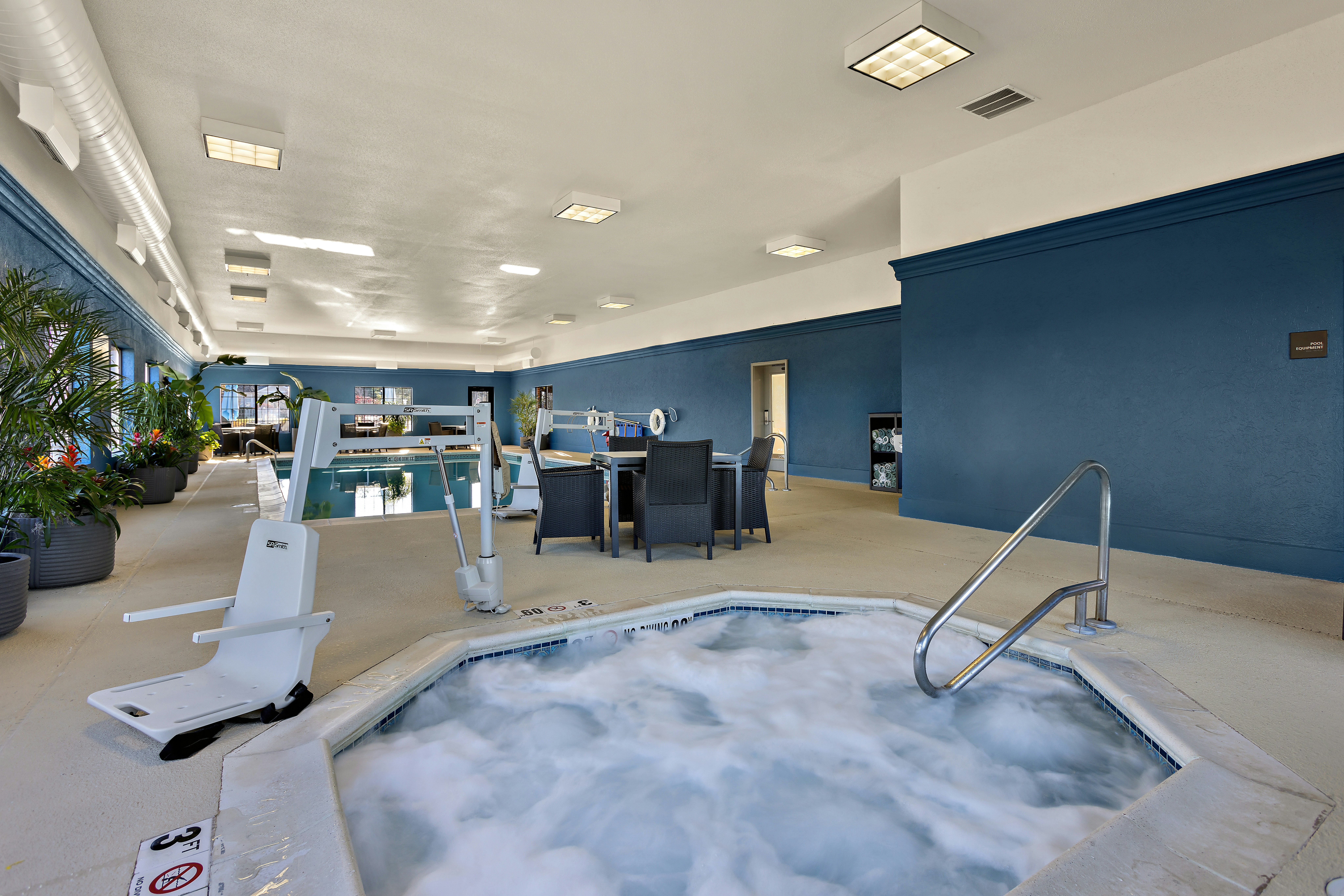 Hampton Inn & Suites by Hilton Petoskey 39/75