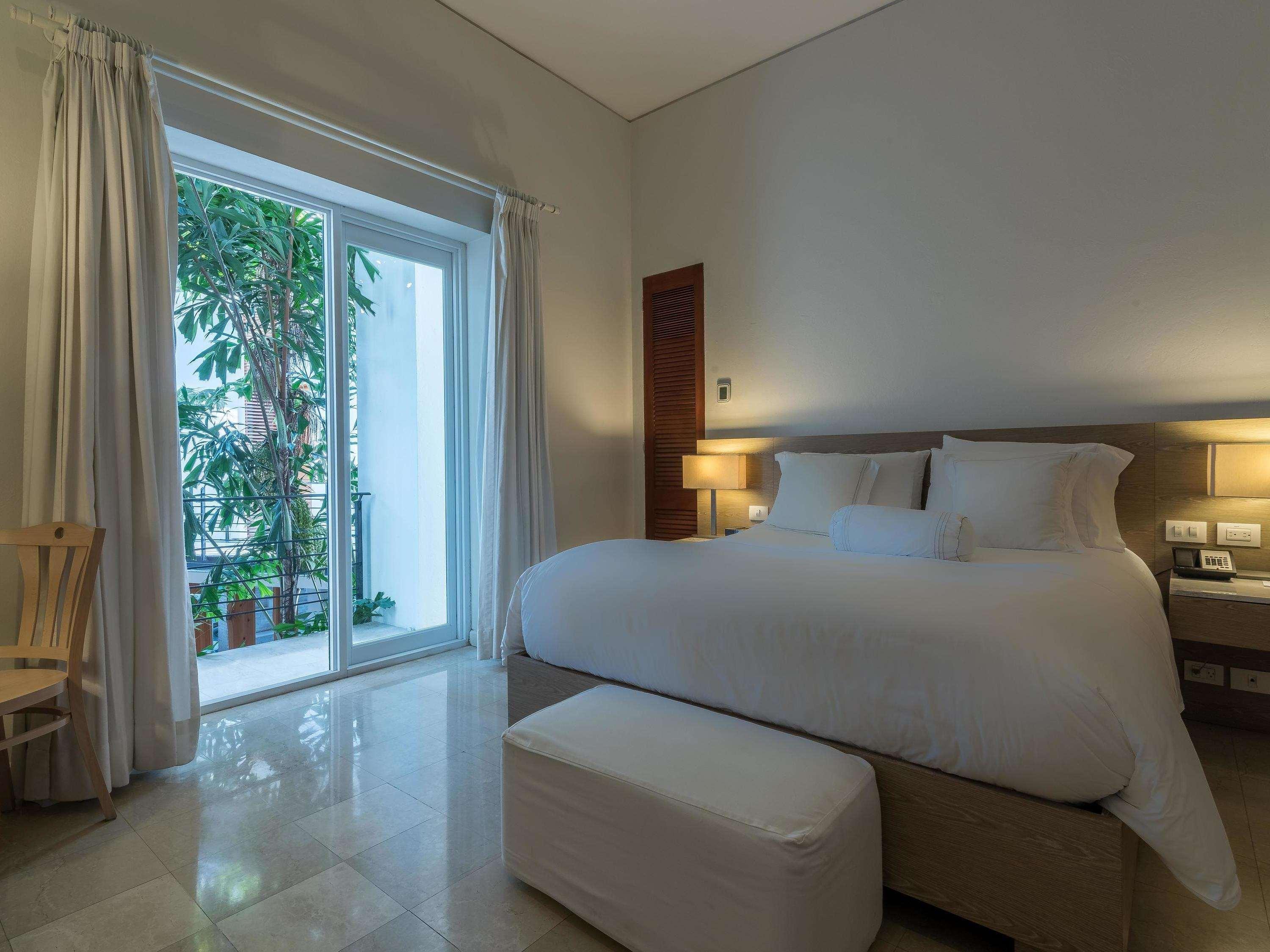 Duplex, Family Suite, King Bed, Caribbean View