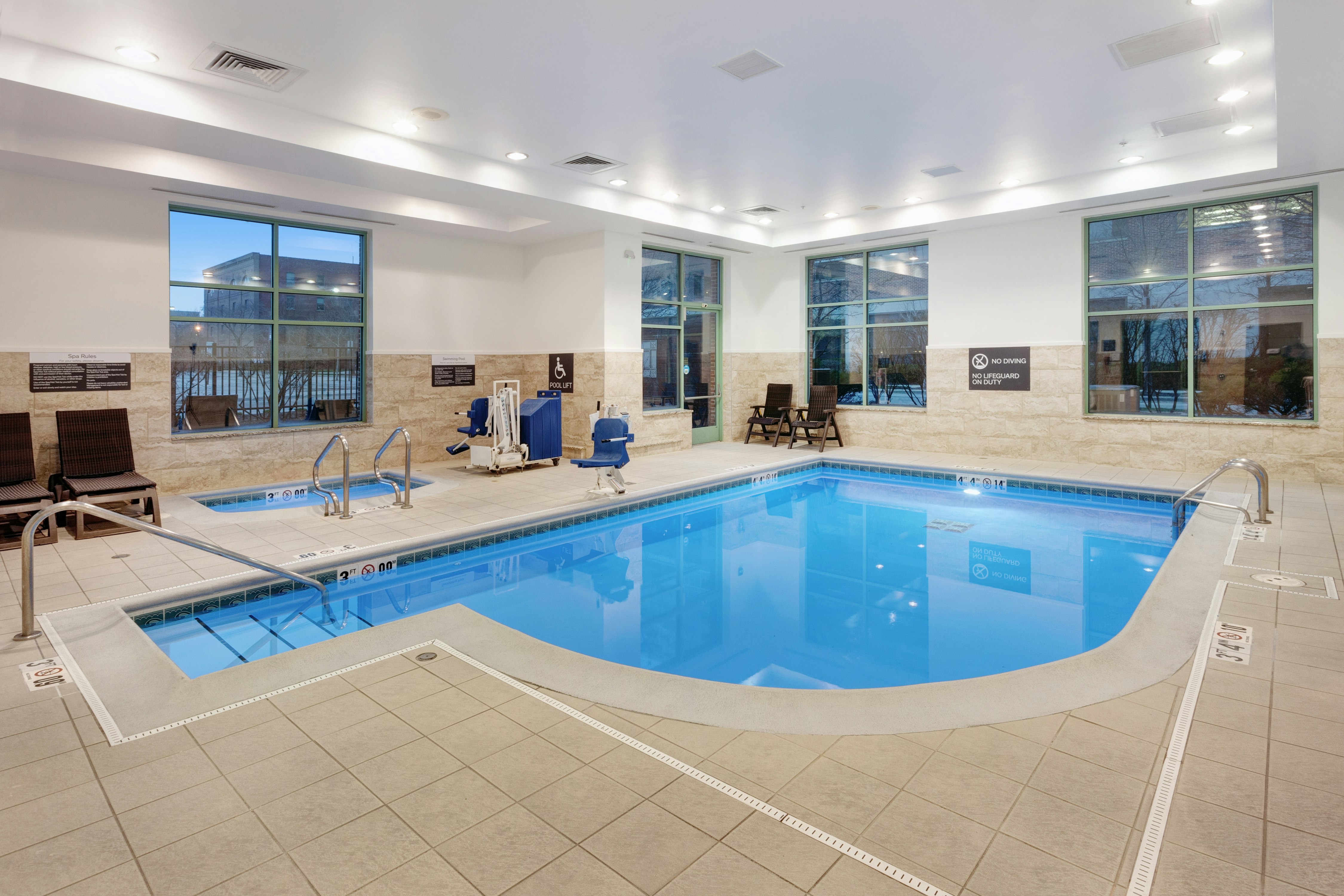 Hilton Garden Inn Chicago North Shore/Evanston 10/30