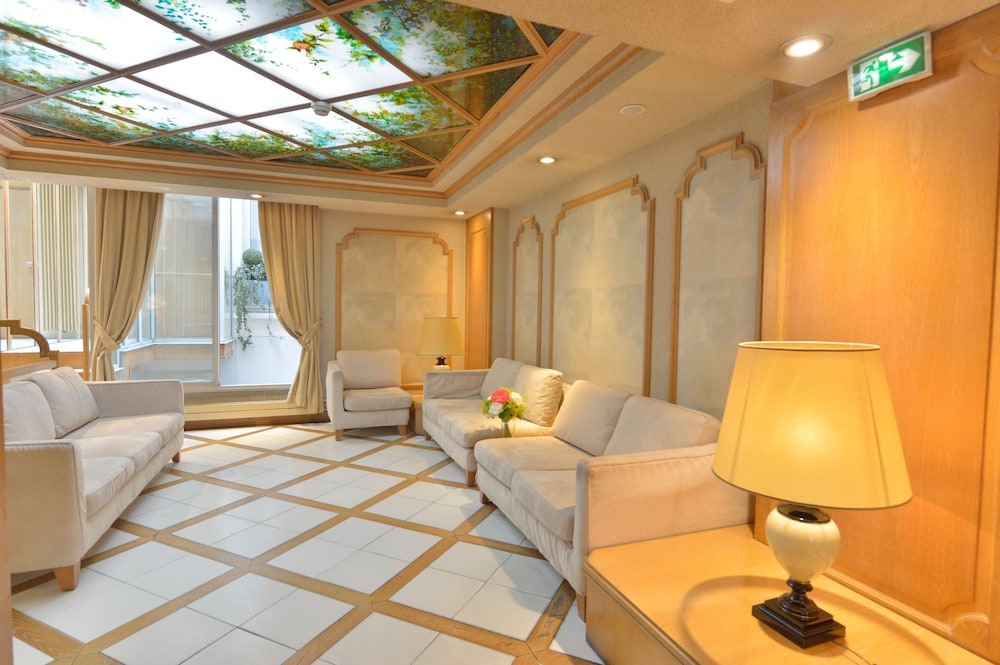 Hotel Renoir Paris Montparnasse 21/28
