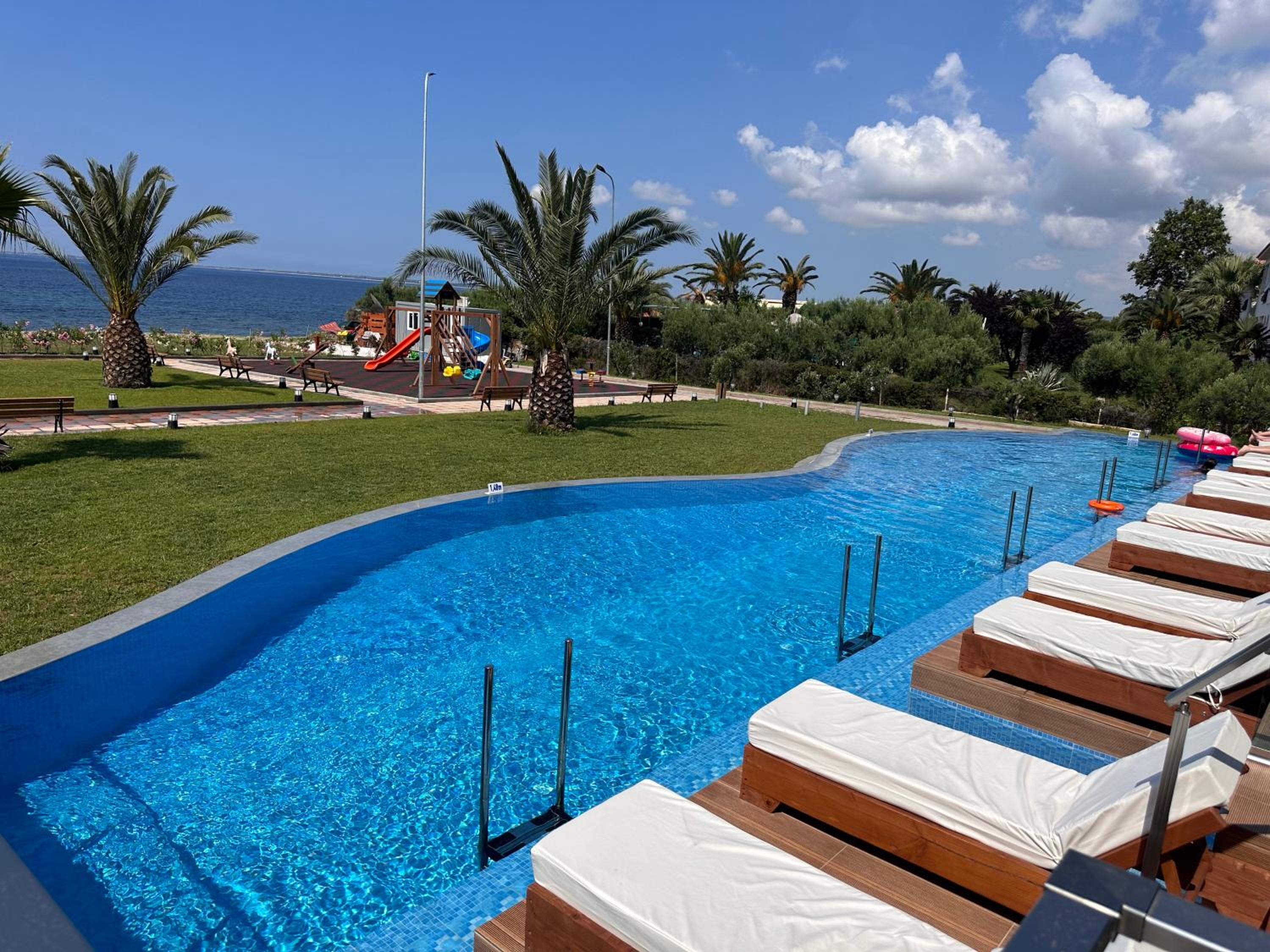 Sea Coast Resort 35/63