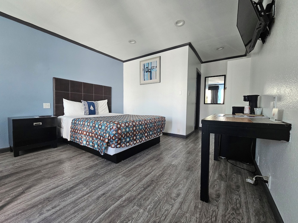The Guest Harbor Inn - Port of Los Angeles San Pedro 8/31