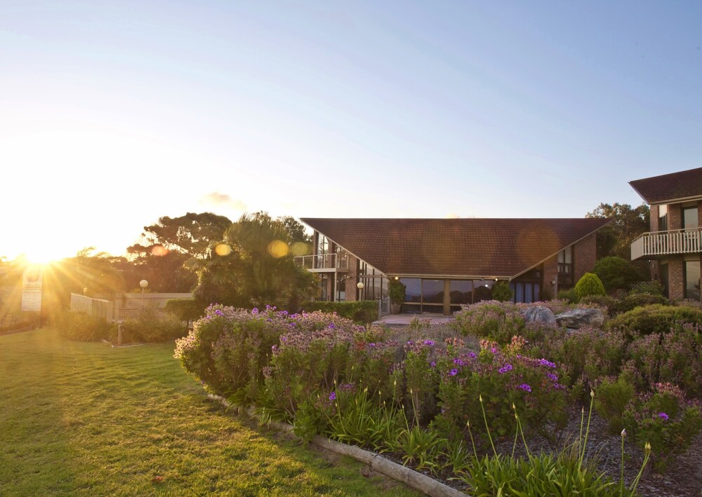 Kangaroo Island Seaside Inn 57/67
