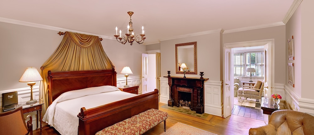 Wentworth Mansion 20/69
