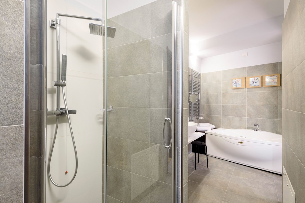 G Hotel Vicenza 66/67