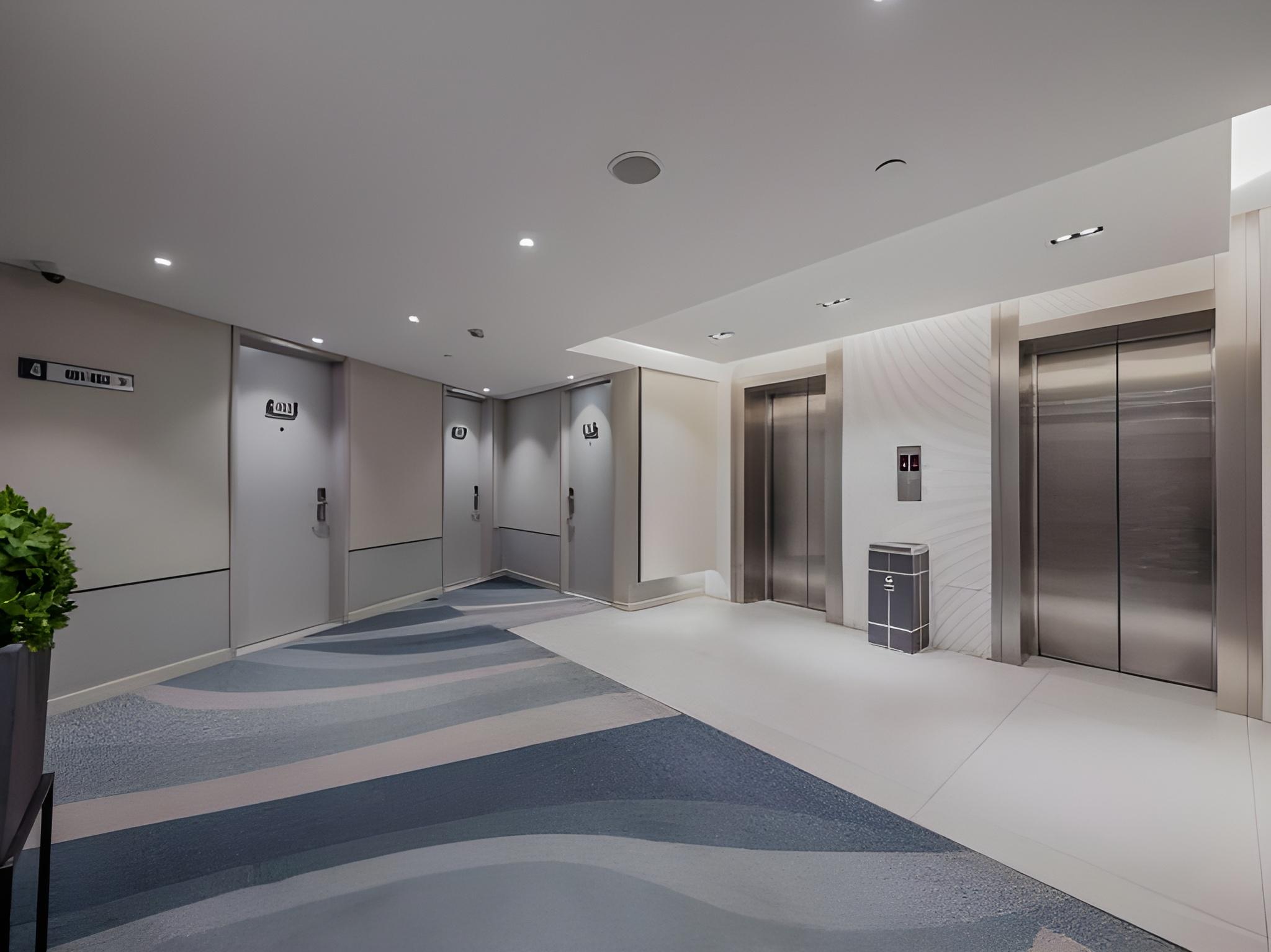 Home Inn Selected (South Square of Shanghai Railway Station) 48/63