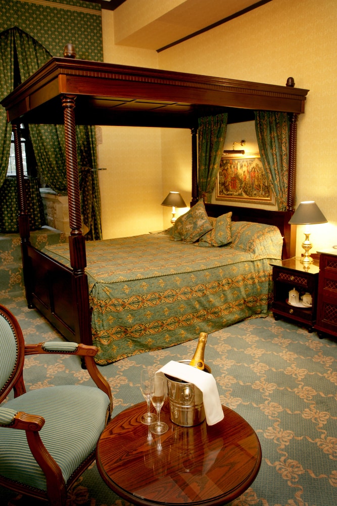 Langley Castle Hotel 23/72