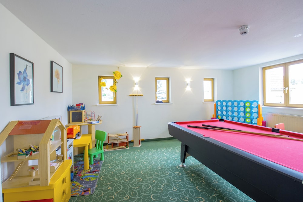 Erzgebirgshotel Freiberger Hohe 38/50