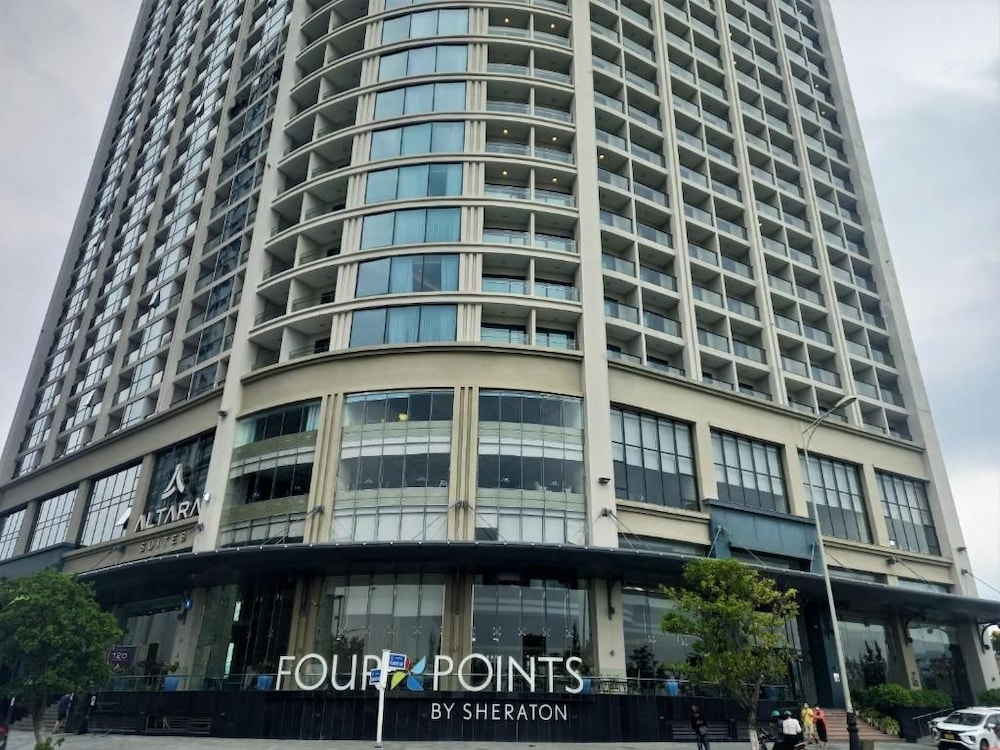 Altara Suites Da Nang 2/50