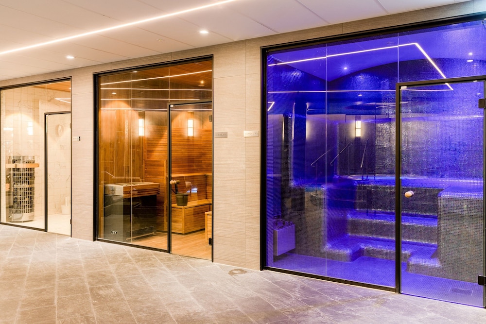 AC Hotel by Marriott Stockholm Ulriksdal 4/40