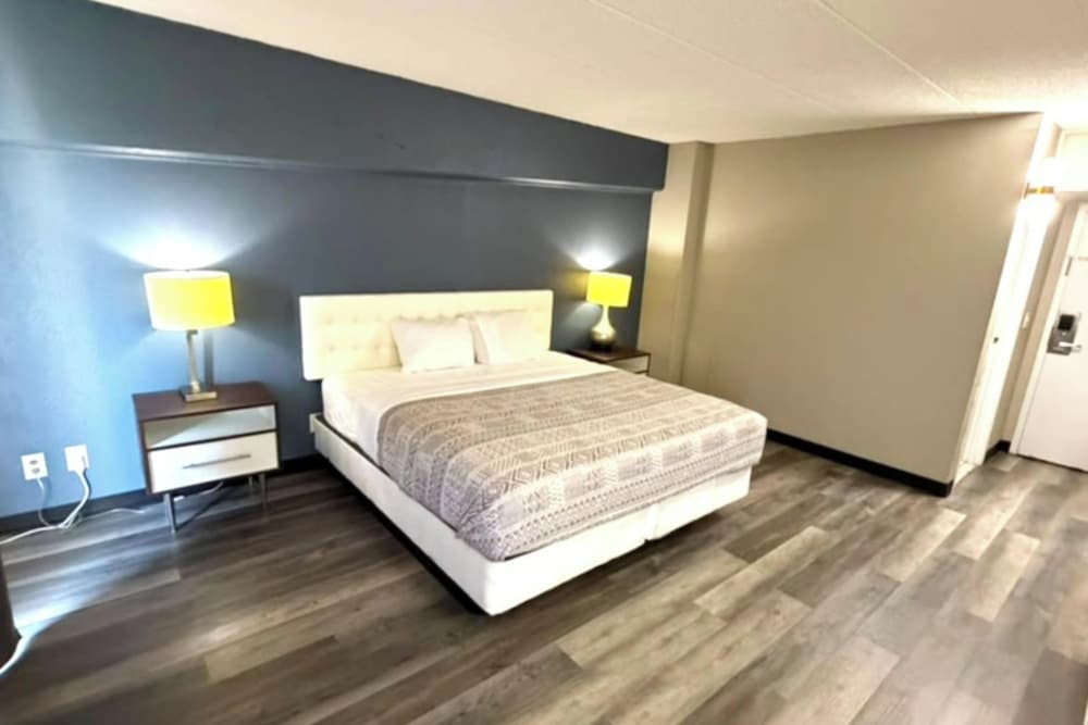 Twin City Inn & Suites Benton Harbor - St. Joseph 14/47