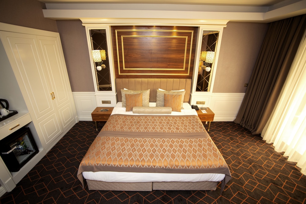 Maxwell Resort Hotel & Spa 20/50