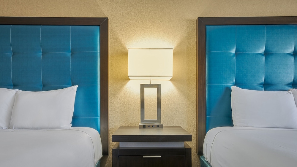 Tropicana Laughlin 20/50