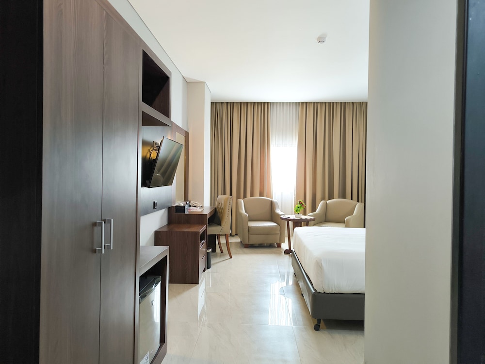 Rylich Panorama Hotel 7/16