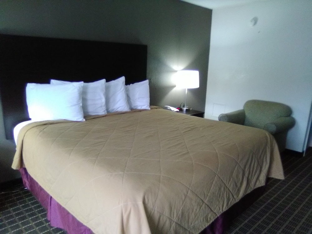 Americas Best Value Inn Helen 5/9