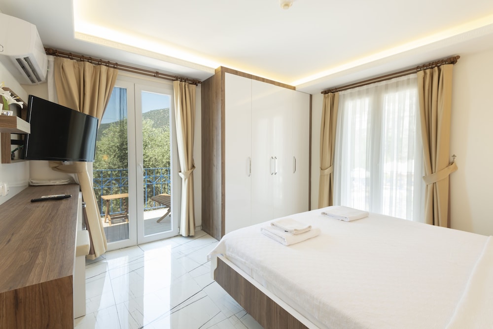 SOOTHE HOTEL 26/65