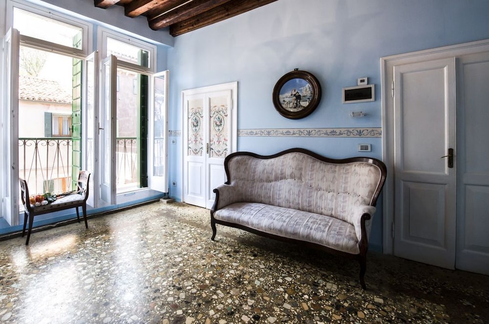 Venice Giardini Biennale Apartment 6/14