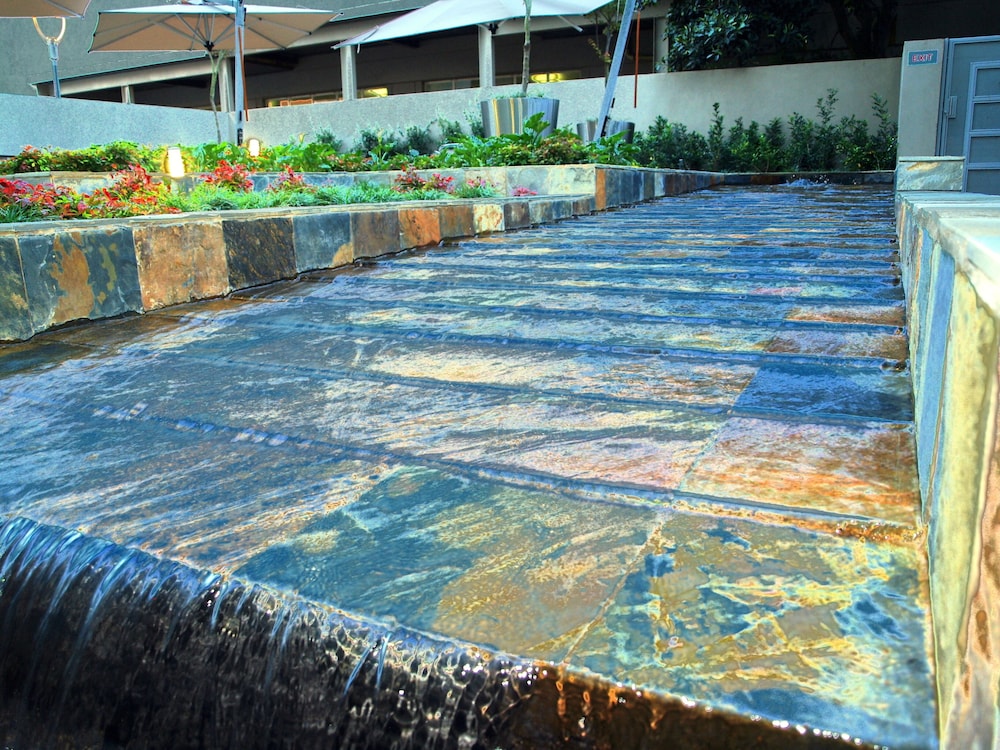 Southern Sun Rosebank 45/50
