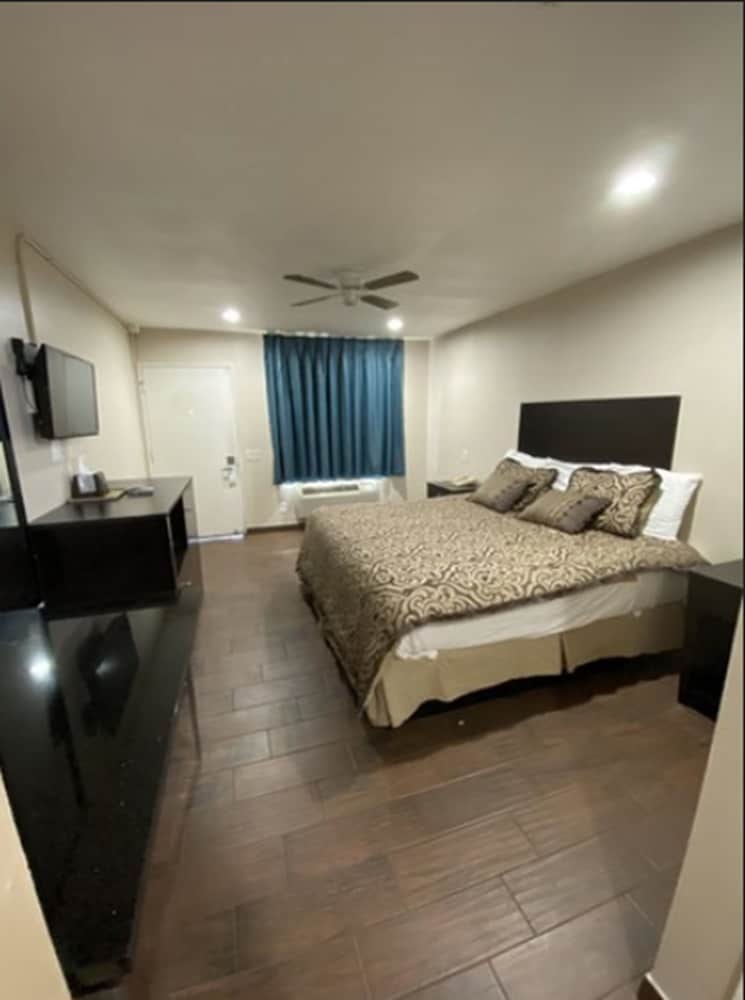 Studio6 Hemet, CA 14/51