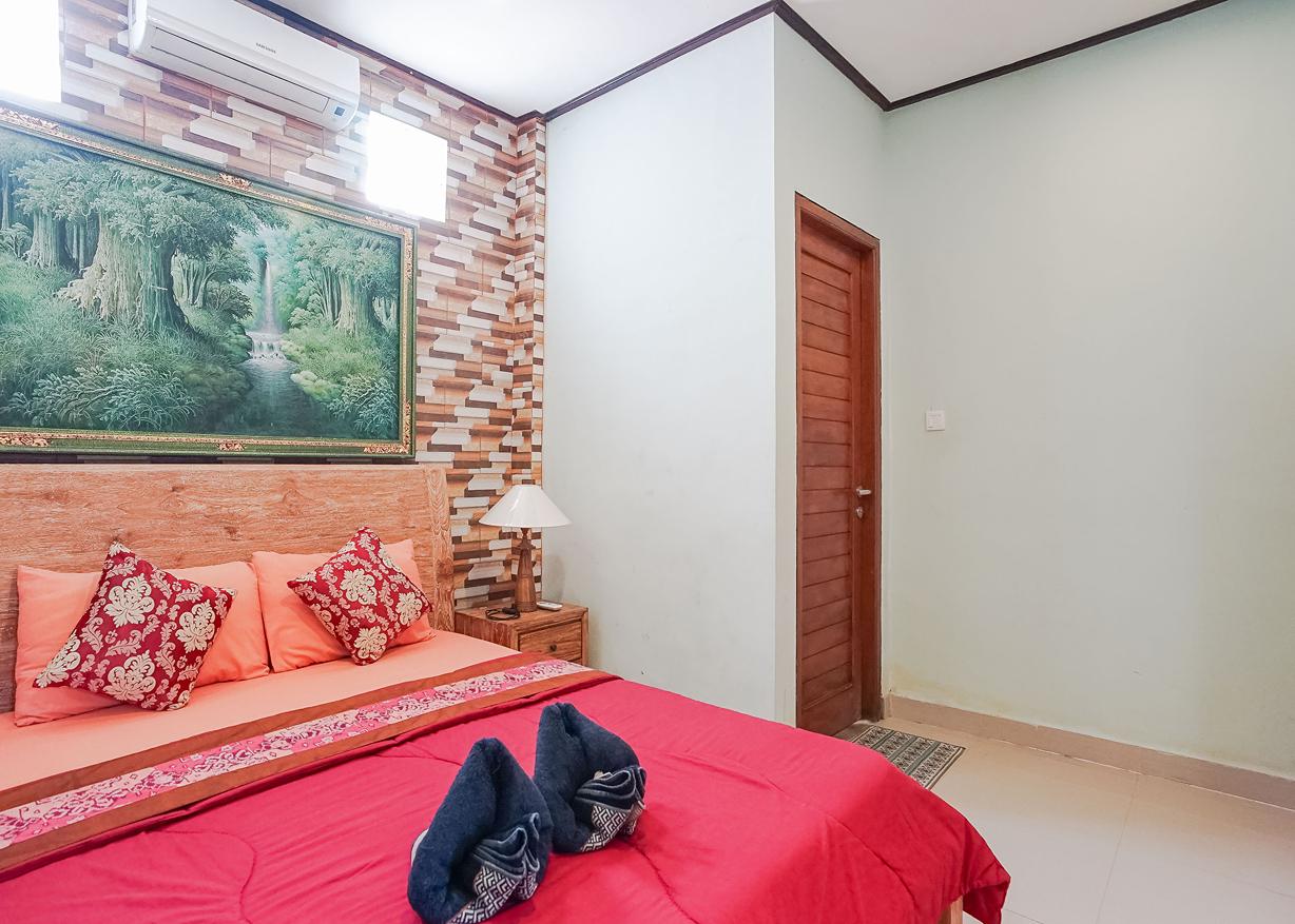 ROOM, DOUBLE BED