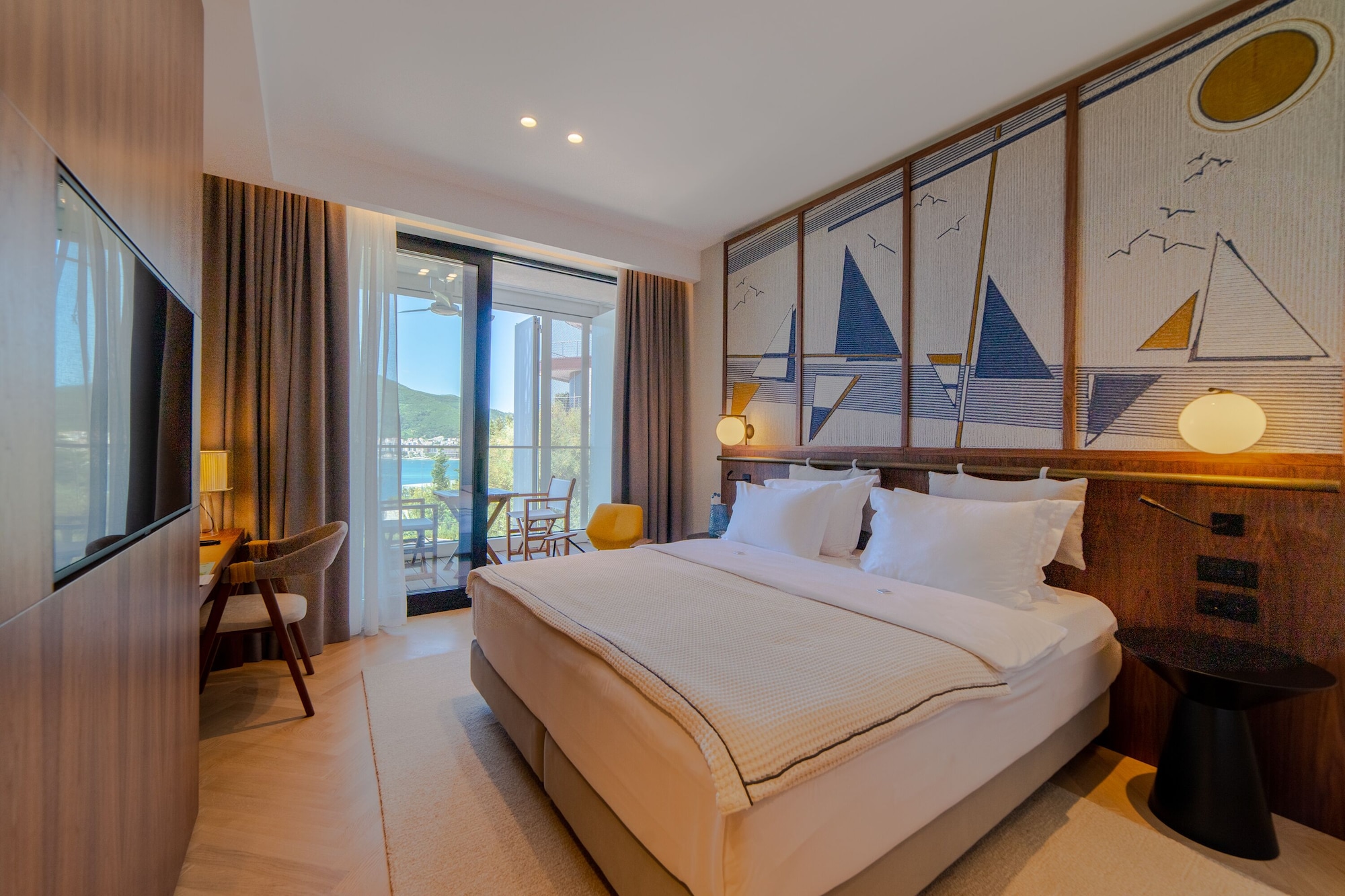 غرفة ديلوكس بسرير كينج بإطلالة على البحر بشرفة، Dukley Hotel Resort 4/10