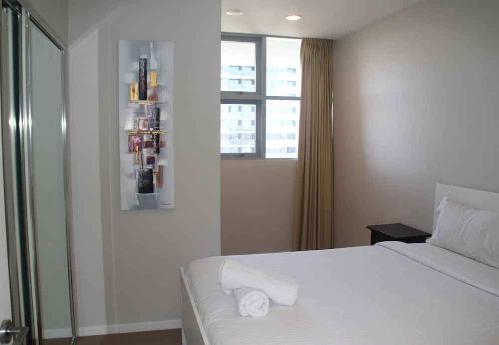 2 BEDROOMS, COMFORT, APARTMENT, PARK VIEW