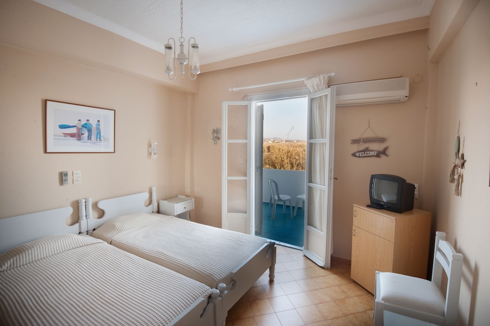 Pounda Resort Paros, a member of Radisson Individuals 10/57
