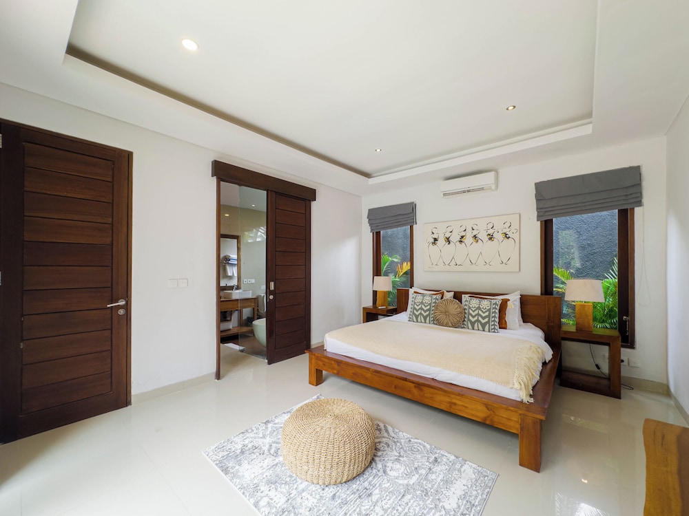 Kakul Villas & Suites 28/82