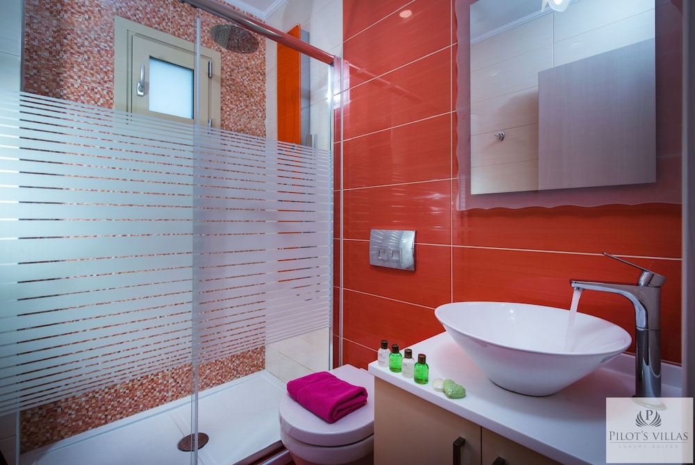 Pilots Villas Luxury Suites 42/48