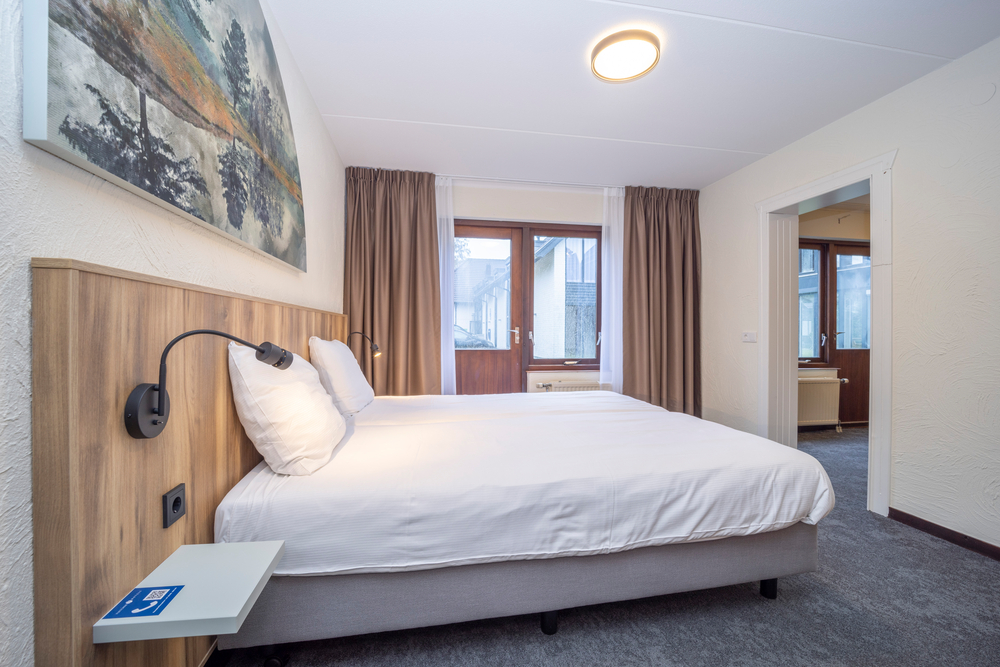 ROOM, TRIPLE