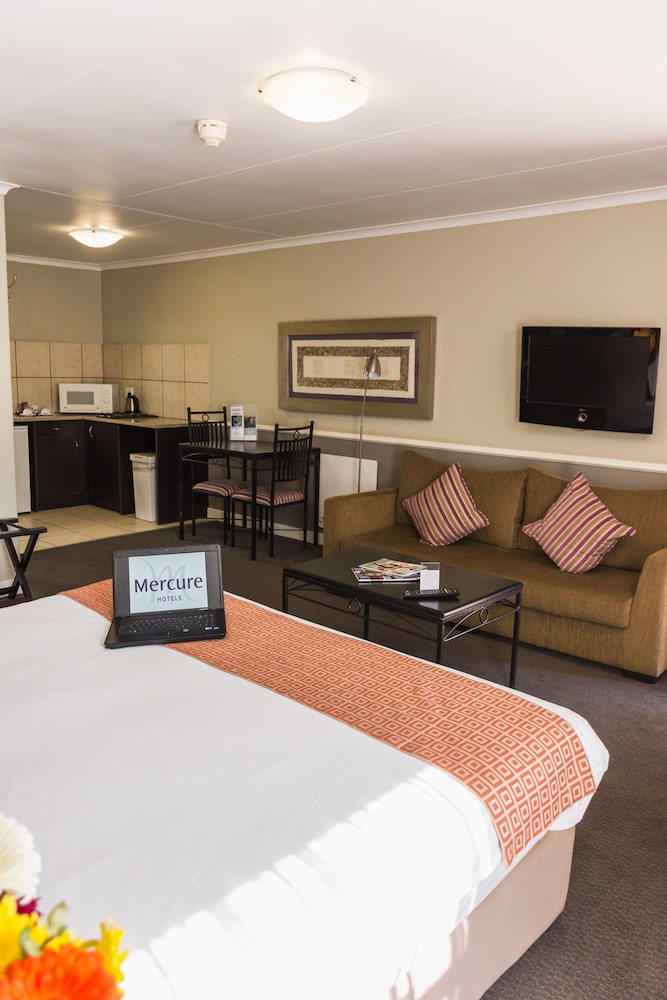 Mercure Johannesburg Bedfordview Hotel 12/72