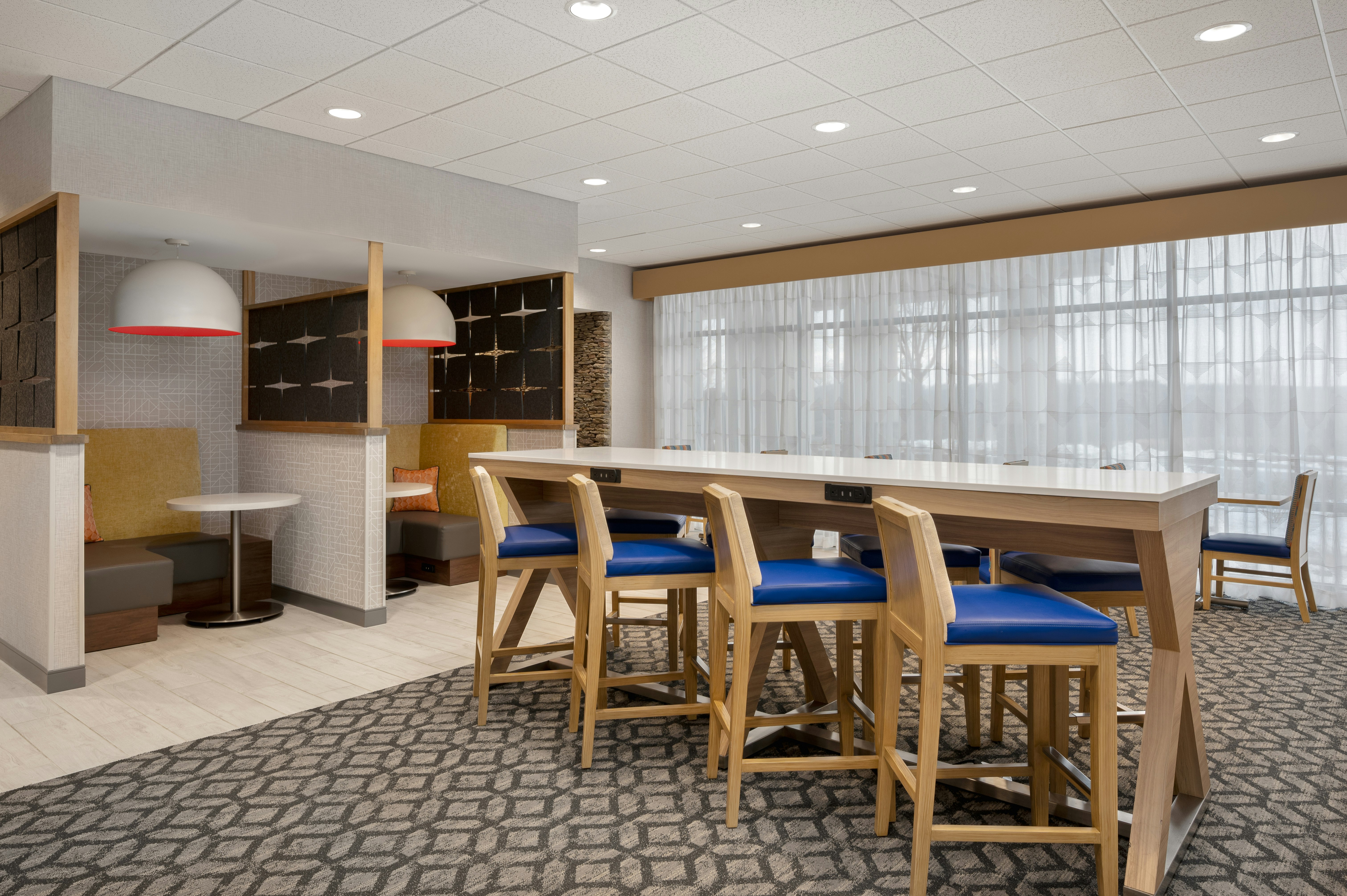 Hampton Inn Bloomsburg 13/18