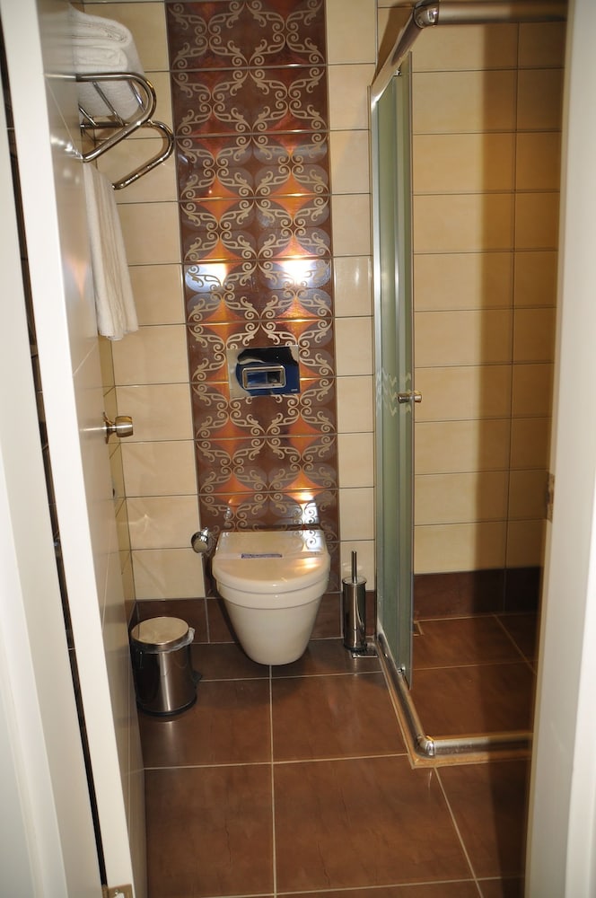 Aura Boutique Hotel 48/49