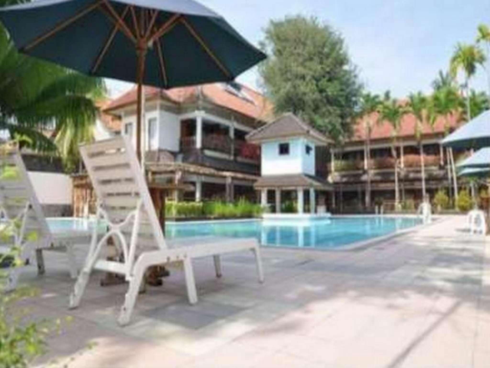 Pantai Indah Resort Hotel Barat 28/30