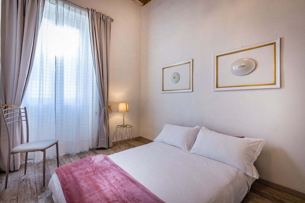 Arno Apartment B 6/32