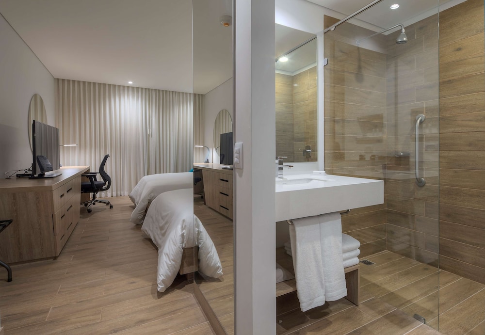 Hilton Garden Inn Santa Marta 8/66