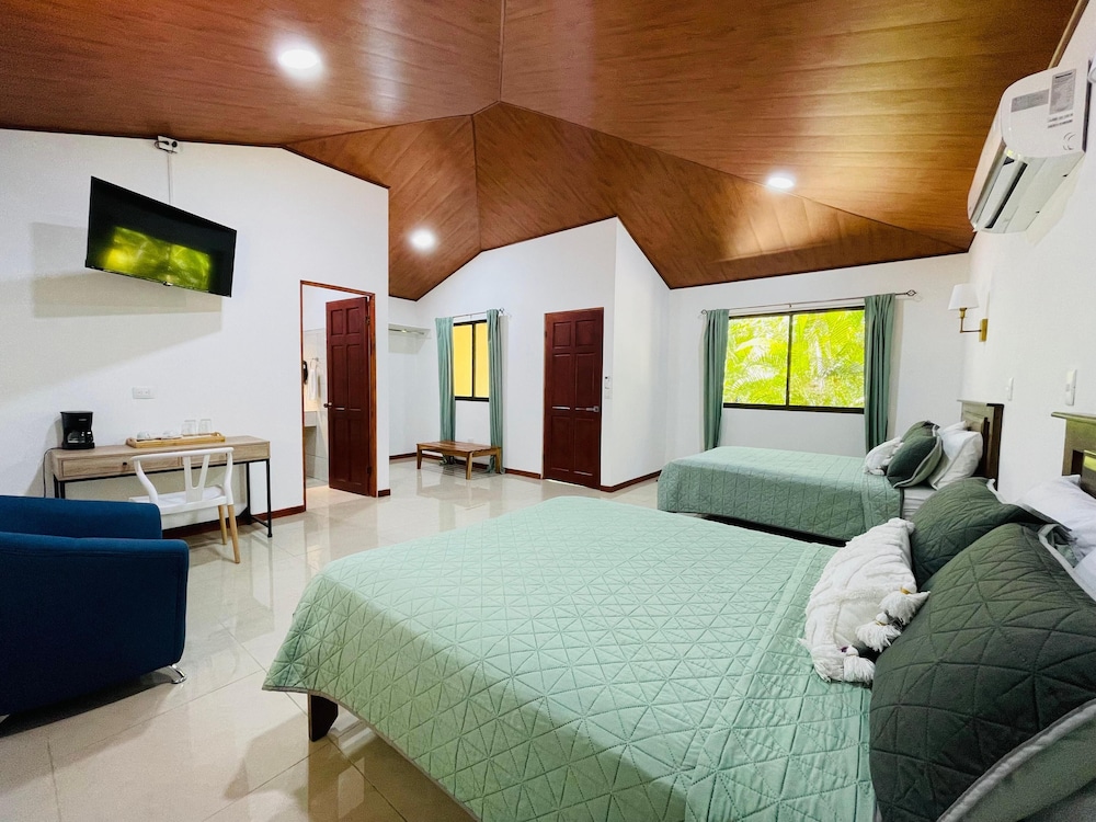 Canyon de La Vieja Lodge 20/63