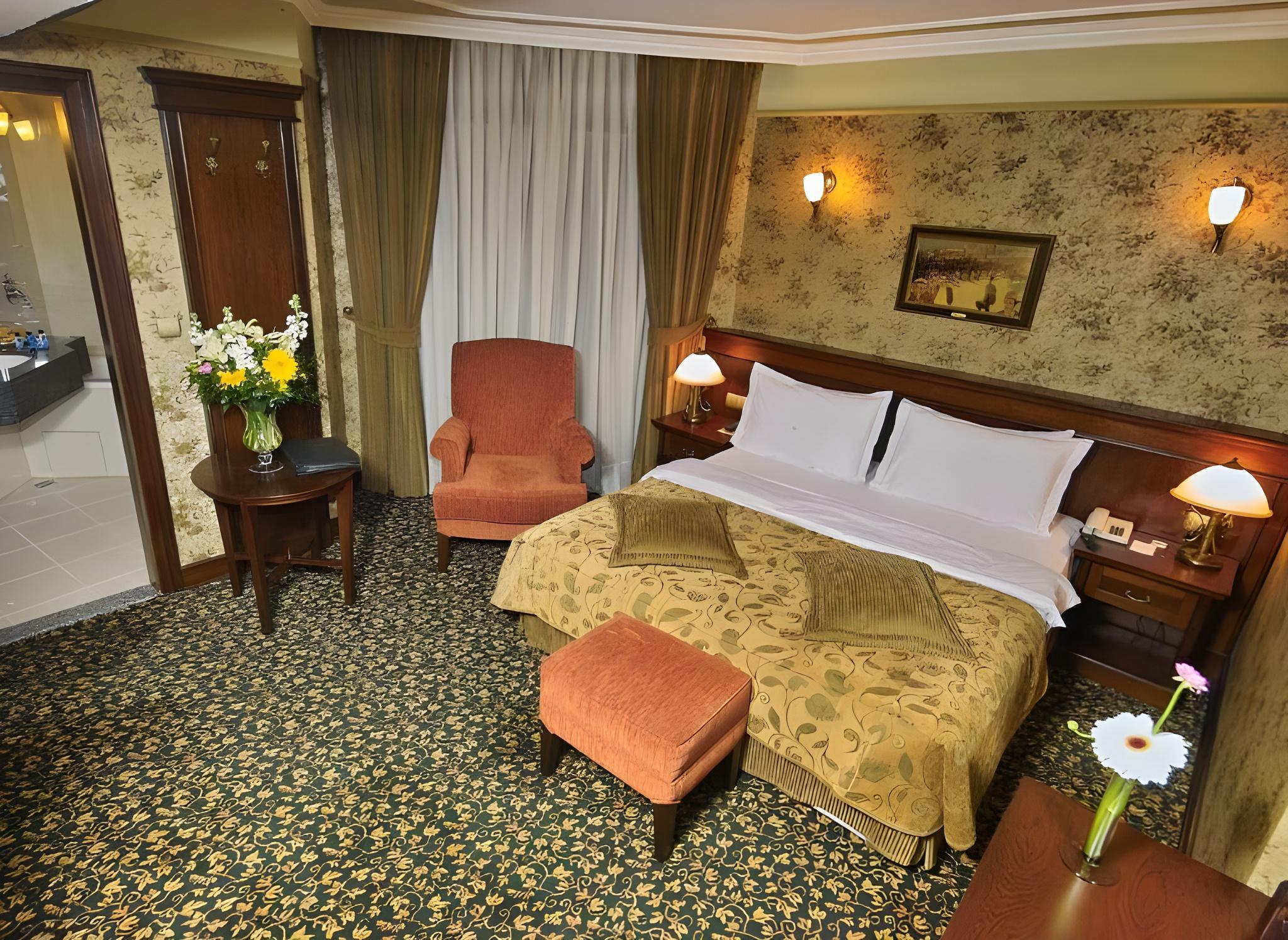 Room, Single
